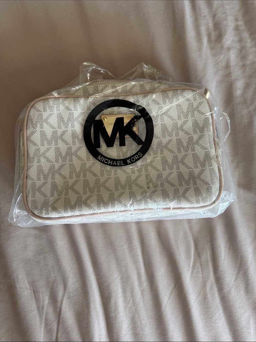 Michael Kors Beige MK Logo Jet Set Bag
